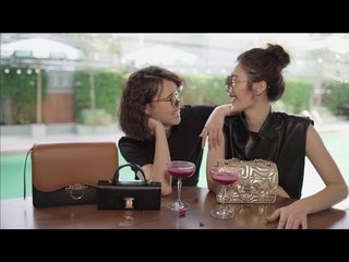 ไปดูหลินและจิงจิงออกเที่ยวรับลมแดดพร้อมพกเอา Salvatore Ferragamo ไปด้วยทุกที