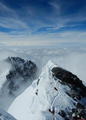 Maud au sommet de l'Everest: après le choc, l'émerveillement