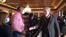 Presidente de Ecuador recibe a indígenas y alcaldes en quinto día de protestas