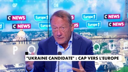 Guerre en Ukraine : qu'aurait fait Charles de Gaulle à la place d'Emmanuel Macron ?