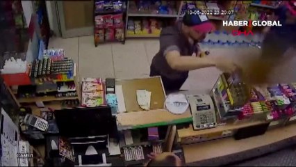 Avcılar'da sahte dövizle dolandırdı