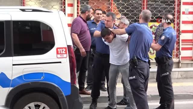 Son dakika haberi... Üvey annesini darp etti, kendini eve kilitledi; operasyonla göz altına alındı