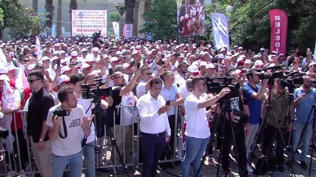 İzmir Büyükşehir'den 5250 İşçiye Yüzde 35-40 Zam. Tunç Soyer: Biz Size Asla Patron Olmadık, Yan Yana Yol Yürüdük