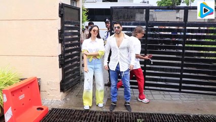 Kiara Advani  Varun Dhawan Spotted At Kalina Airport