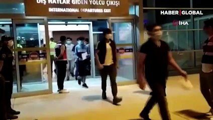 Çanakkale’de Afganistan uyruklu 227 düzensiz göçmen sınır dışı edildi