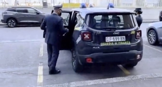 Firenze, fatture false per circa 4,5 milioni: sequestri a imprenditore cinese (18.06.22)
