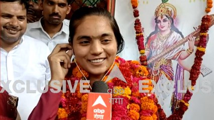 UP Board 12th की टॉपर दिव्यांशी ने बताया कैसे की थी तैयारी और क्यों मिली सफलता, देखिए ख़ास बातचीत