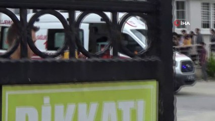 Sınava girerken düşerek beton zemine çakıldı