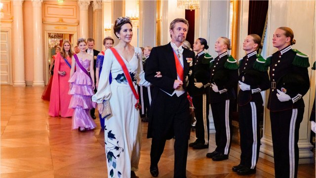 GALA VIDEO - Frederik et Mary de Danemark : pourquoi ils s’inquiètent pour l’avenir de leurs enfants