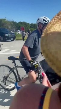 Amerika Birleşik Devletleri(ABD) Başkanı Biden bisikletten düştü