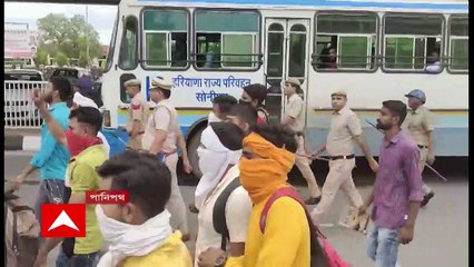 Agnipath : অগ্নিপথ নিয়ে আন্দোলন তুলতে ডেপুটি ম্যাজিস্ট্রেটের গাঁধীগিরি, জড়িয়ে ধরলেন আন্দোলনকারীকে