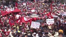 النظام السياسي بمسودة دستور تونس الجديد لن يكون رئاسيا أو برلمانيا