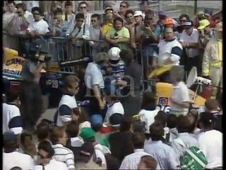 F1 Montreal 1991 De Cesaris torna ai box a fine gara