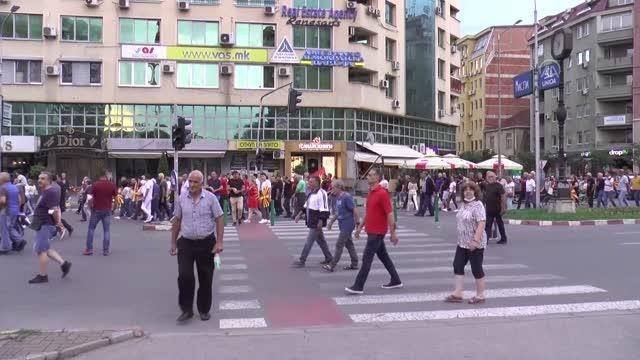 Kuzey Makedonya'da muhalefetten hükümet karşıtı protesto