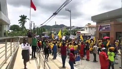 PRESIDENT CALLS FOR COMPROMISE