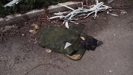 Harkiv'de bir çift, 3 aydır cepheye yakın sığınakta kalanlara yemek hazırlıyor