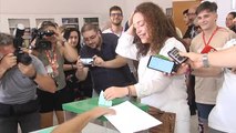 Inmaculada Nieto vota en Algeciras y anima a la participación