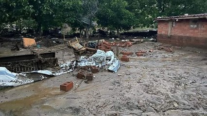 Afyonkarahisar’da bir köy sele teslim oldu