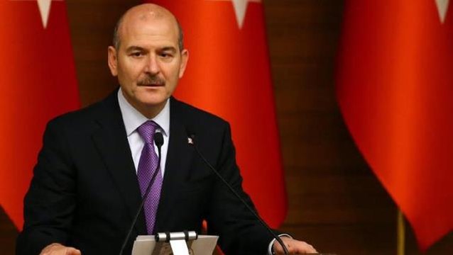 Yunan bakandan göçmenlerle ilgili küstah paylaşım! Bakan Soylu'yu da etiketledi
