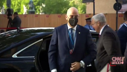 Yunan bakan yine Türkiye'yi hedef aldı