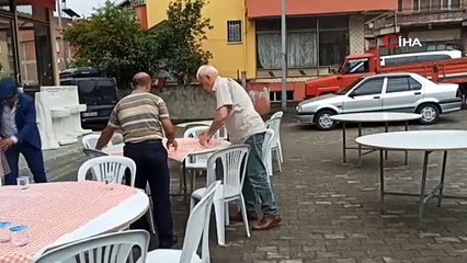 Köy muhtarından beş yüz kişilik dayanışma kahvaltısı