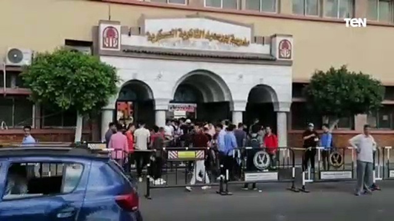 شاهد بدء توافد طلاب الثانوية العامة على لجان الامتحانات بـ بورسعيد وكفر الشيخ