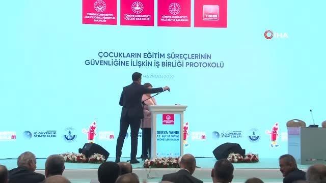 Bakan Yanık: Çocuk ve gençlerle alakalı hiçbir meseleyi herhangi bir şekilde ihmal etmek şansına sahip değiliz
