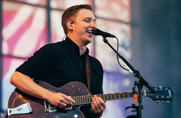 George Ezra a dû prouver son identité avant de chanter pour le Jubilé de la reine !