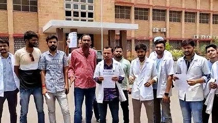 निविदा पर नर्सेज की भर्ती का स्टूडेंट नर्सेज संघर्ष समिति ने जताया विरोध