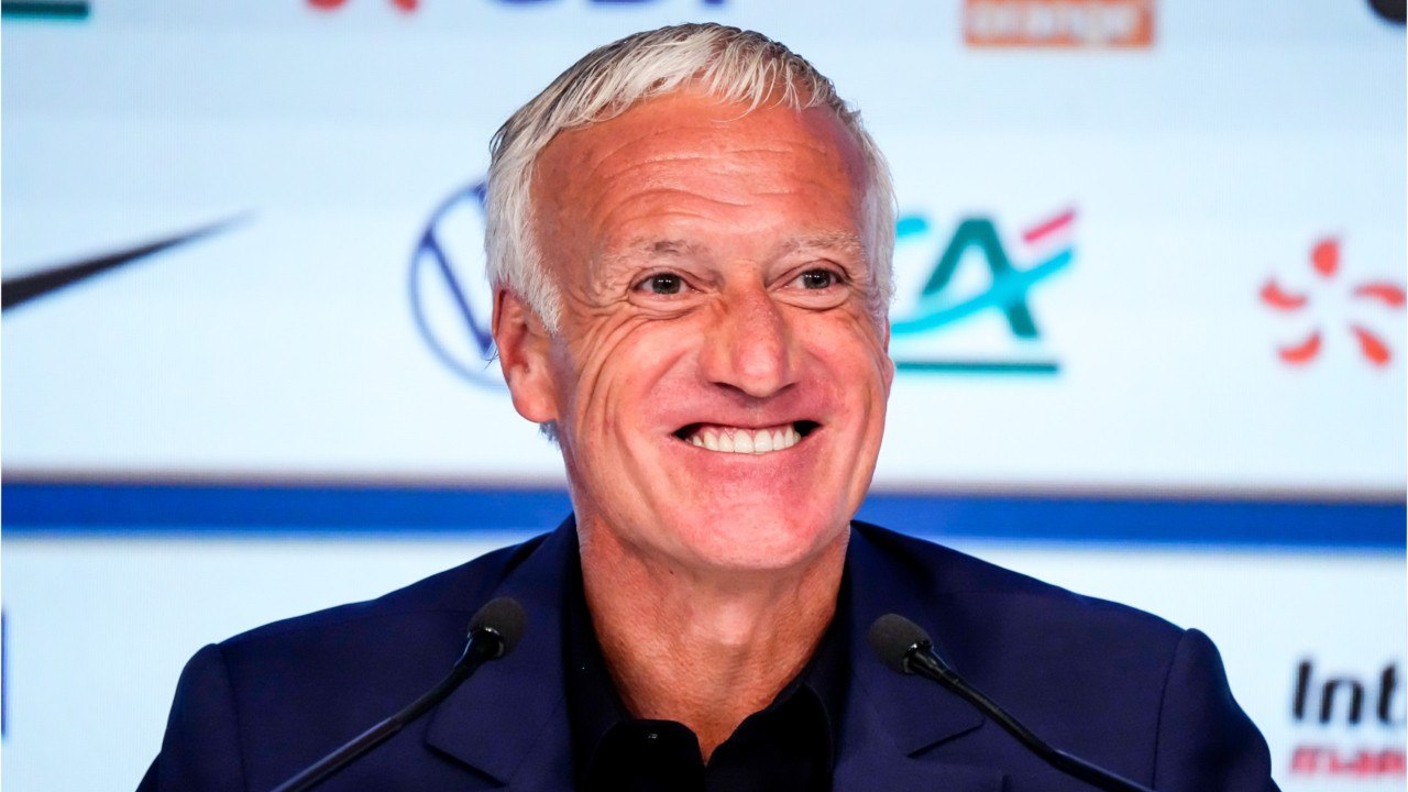 VOICI : Didier Deschamps : son fils Dylan partage une photo improbable pour la fête des pères
