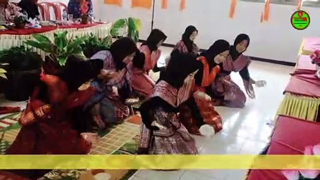 Tari Piring Dari Sumatra Barat || Persembahan Dari Siswa SMP Negeri 21 Rejang Lebong