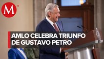 Estoy contento: AMLO celebra con cumbia triunfo de Petro en Colombia