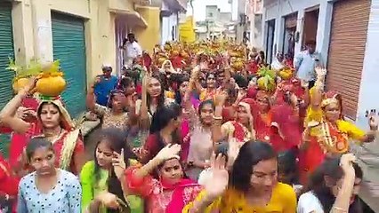 दौसा. पीपल विवाह: निकाली कलश यात्रा