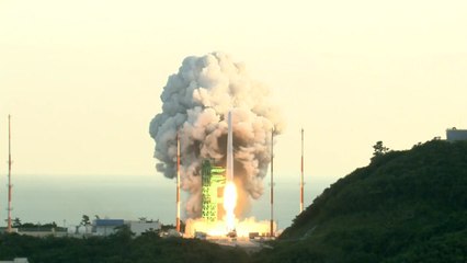 누리호 두 번째 비상...발사 성공까지 긴박한 순간들 / YTN