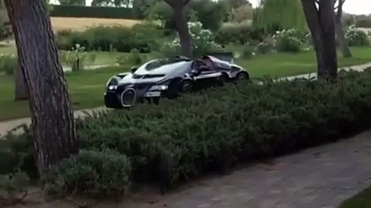Un Bugatti de Ronaldo roza la tragedia en un accidente
