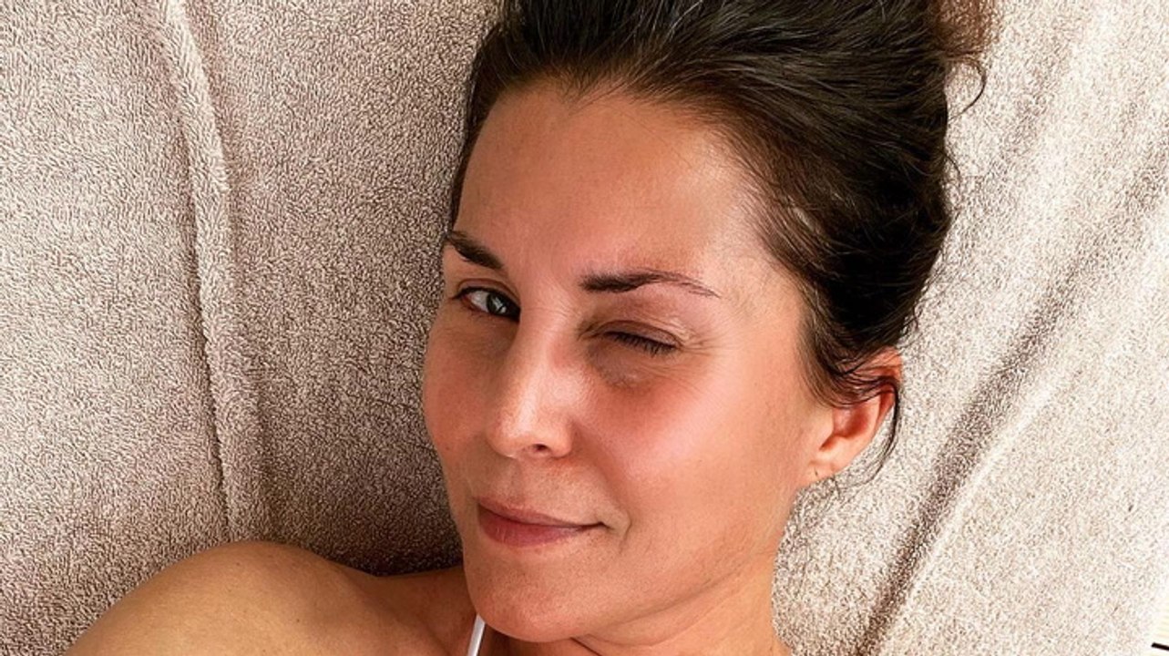 Ganz natürlich: Vanessa Blumhagen posiert ungeschminkt im Bikini