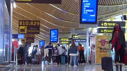 Argelia habla de "malentendido" y anula la orden de suspender el turismo con España