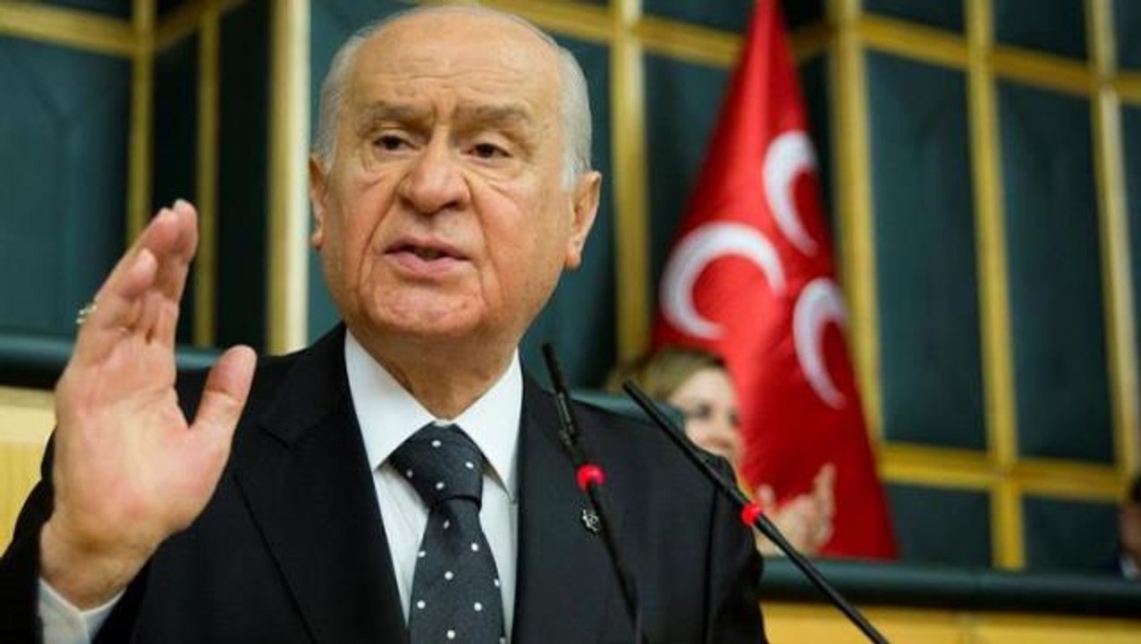 Bahçeli isim vermeden Erşan Kuneri'yi eleştirdi: Sözde komedyenlerin yer aldığı küfürlü diziler haddini aşmıştır