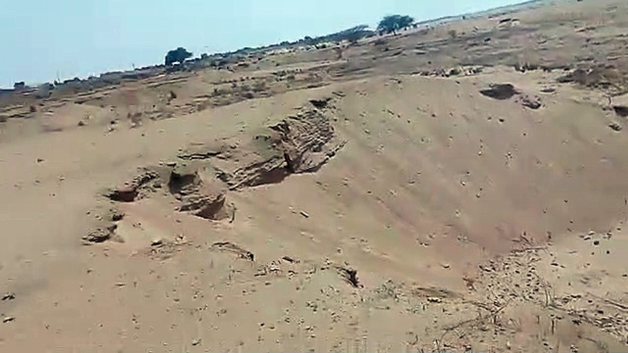 बनास में अवैध बजरी खनन लील रहा जलदाय विभाग के कुएं