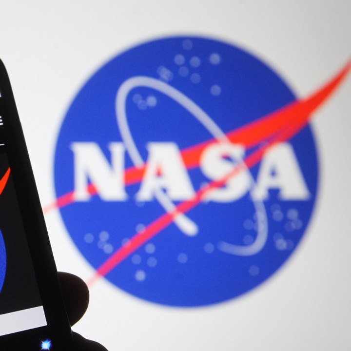 Uri Geller behauptet, die NASA lügt über die jüngsten Entdeckungen auf dem Mars