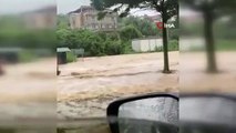 Zonguldak-İstanbul yolu sel sebebiyle trafiğe kapandı
