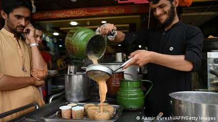 Why are Pakistanis being discouraged from drinking tea?