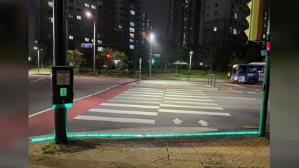 [인천] 인천경제자유구역청, 교차로 17곳에 스마트 횡단보도 / YTN