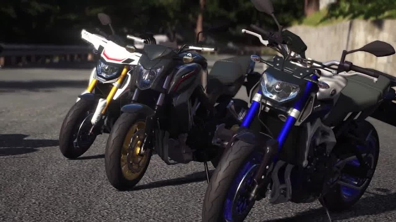 Ride - Middleweight Naked-Bikes im Trailer