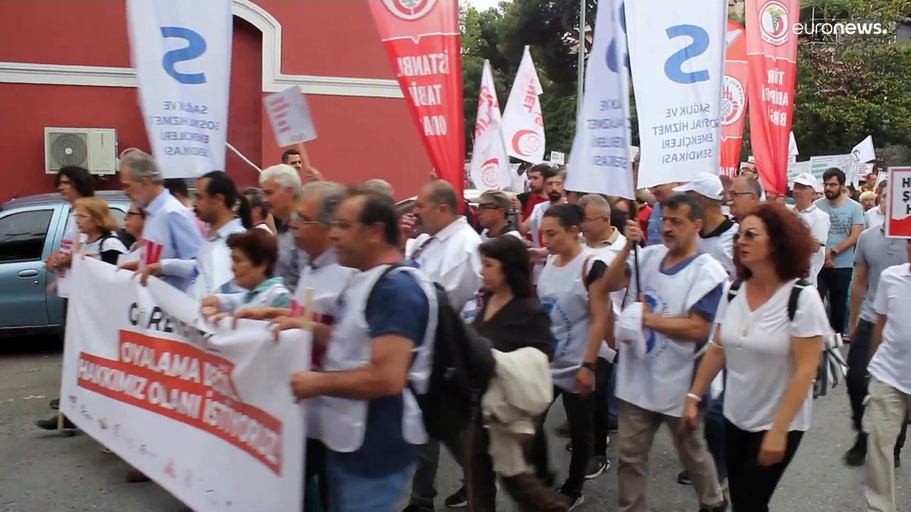 Patienten gehen auf dem Zahnfleisch – Ärzte-Exodus aus der Türkei