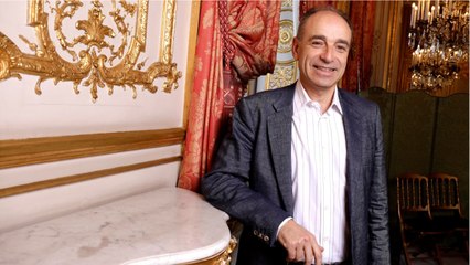 GALA VIDEO - “Les gars, attendez !” : Jean-François Copé surprend Maxime Switek en direct