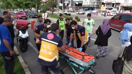 Motosiklet ile otomobil çarpıştı: Olay yerine ekipler sevk edildi