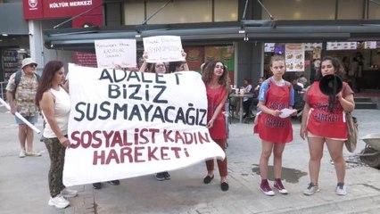 İzmir'de Kadınlardan Pınar Gültekin Tepkisi: "Hukuk Kitabında Benim Acımın İndirimi Var Mı?"