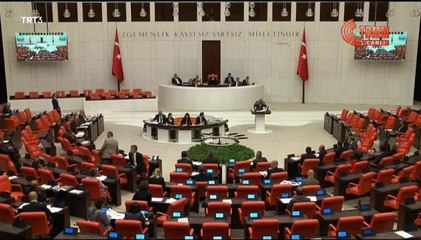 Yıldırım Kaya'dan Sosyal Medya Teklifine Siyah Maskeli Protesto: "Hayatı Sansürleyenlere İnat Protestoyu Yapmak İstedim"