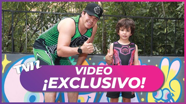 Raúl Sandoval y su hijo Evan practican parkour